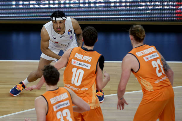 的出色表现 的出色表现