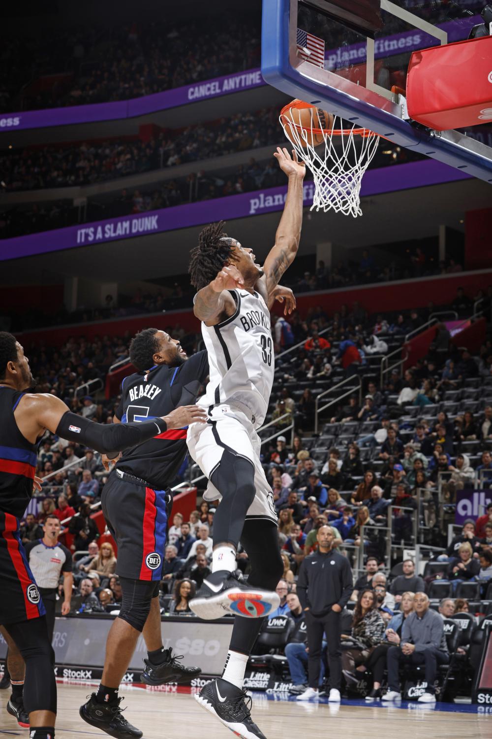 巴斯克斯：阿隆索高度评价了勒沃库森，卡瓦哈尔也推荐我来这