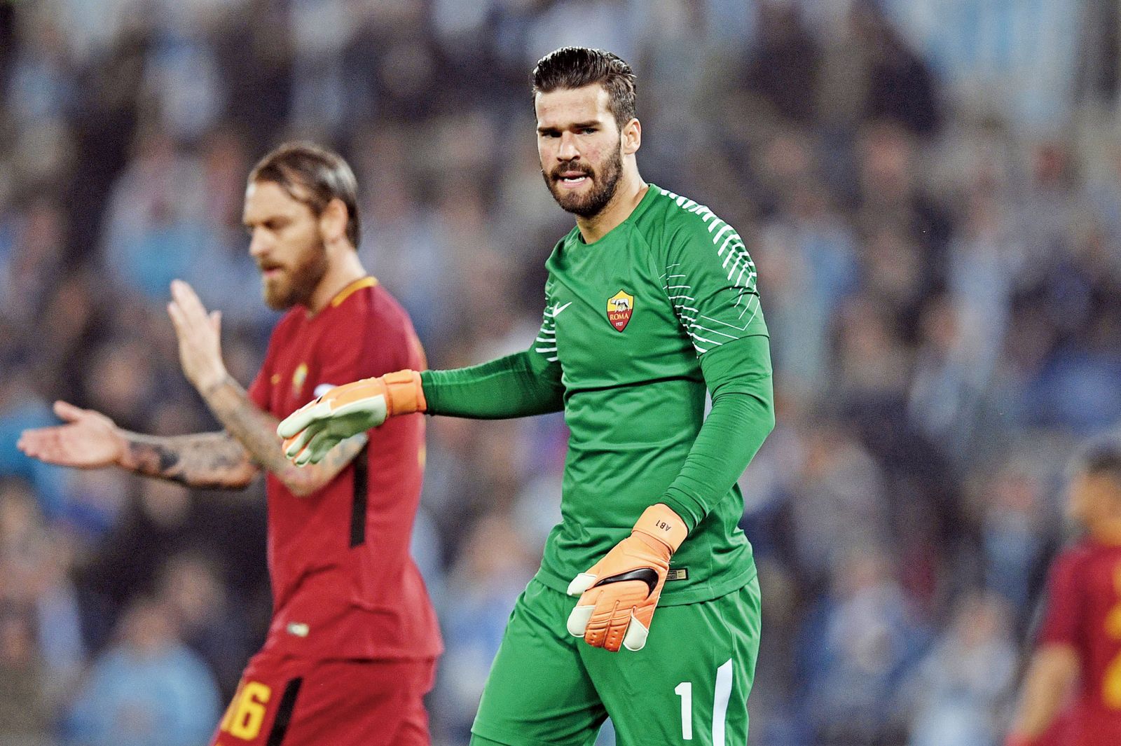 劳登作为周 劳登作为周