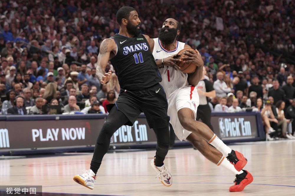 太阳报：谢什科女友的兄弟也是球员，曾上过真人秀《爱情岛》